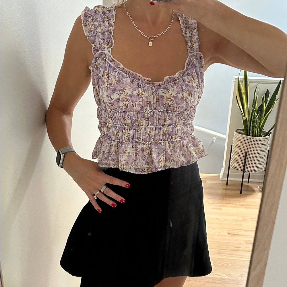 Astr Floral Ruffle Sleeve Cropped Top Size XS 💜